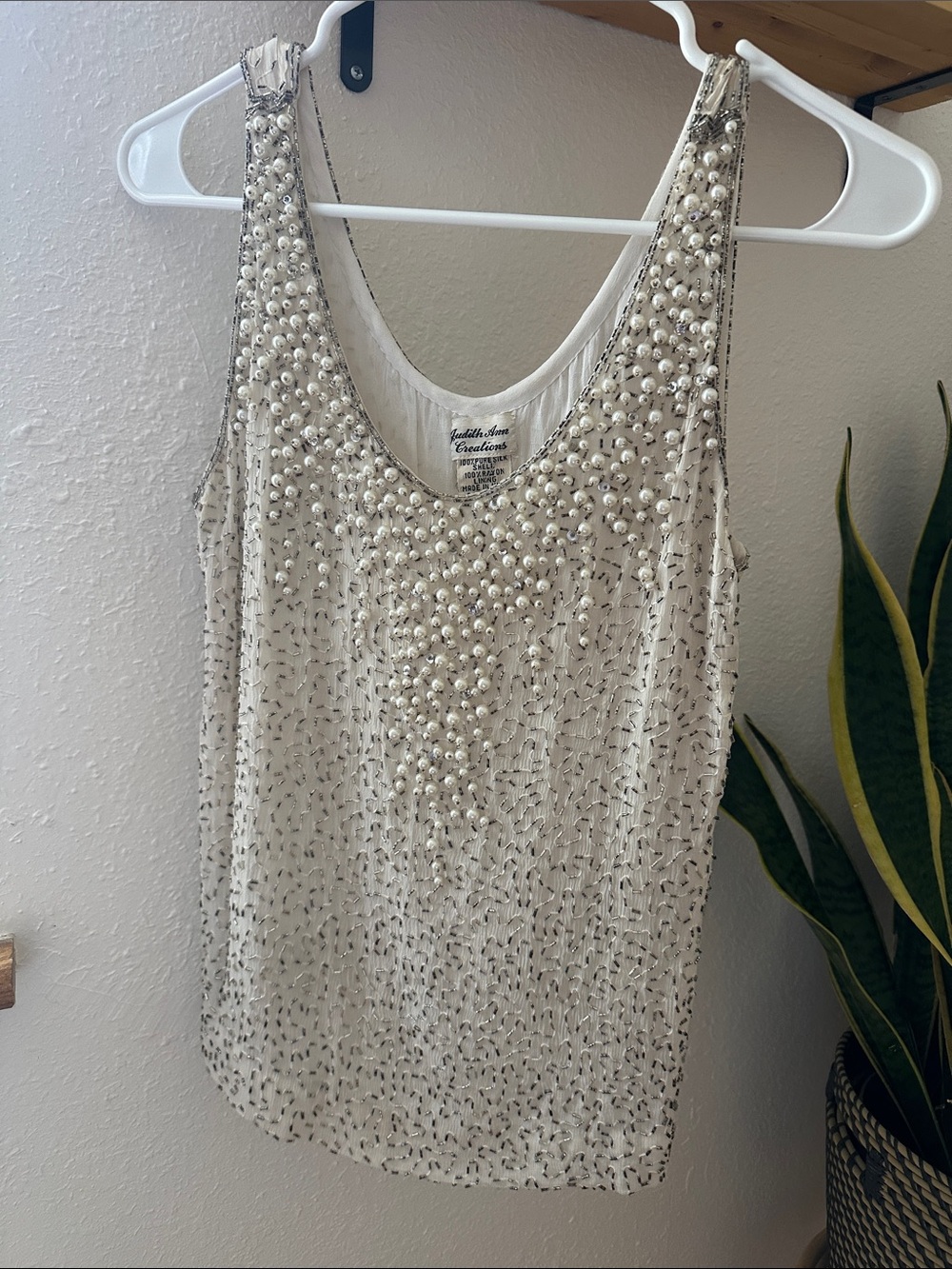Vintage Ivory Beaded Sleeveless Blouse